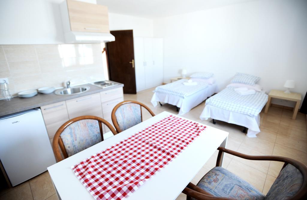 Apartments Deli Vrsi Room photo